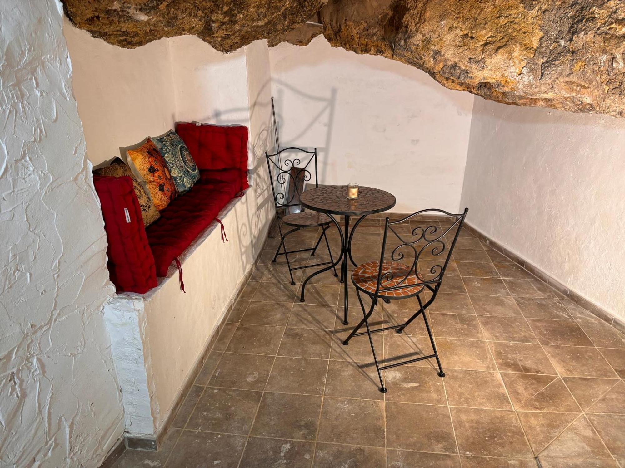La Coveta De Biar Apartment Ngoại thất bức ảnh