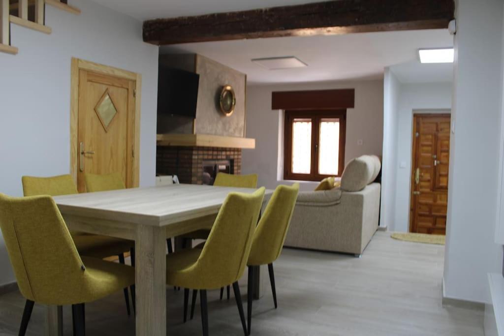 La Coveta De Biar Apartment Ngoại thất bức ảnh